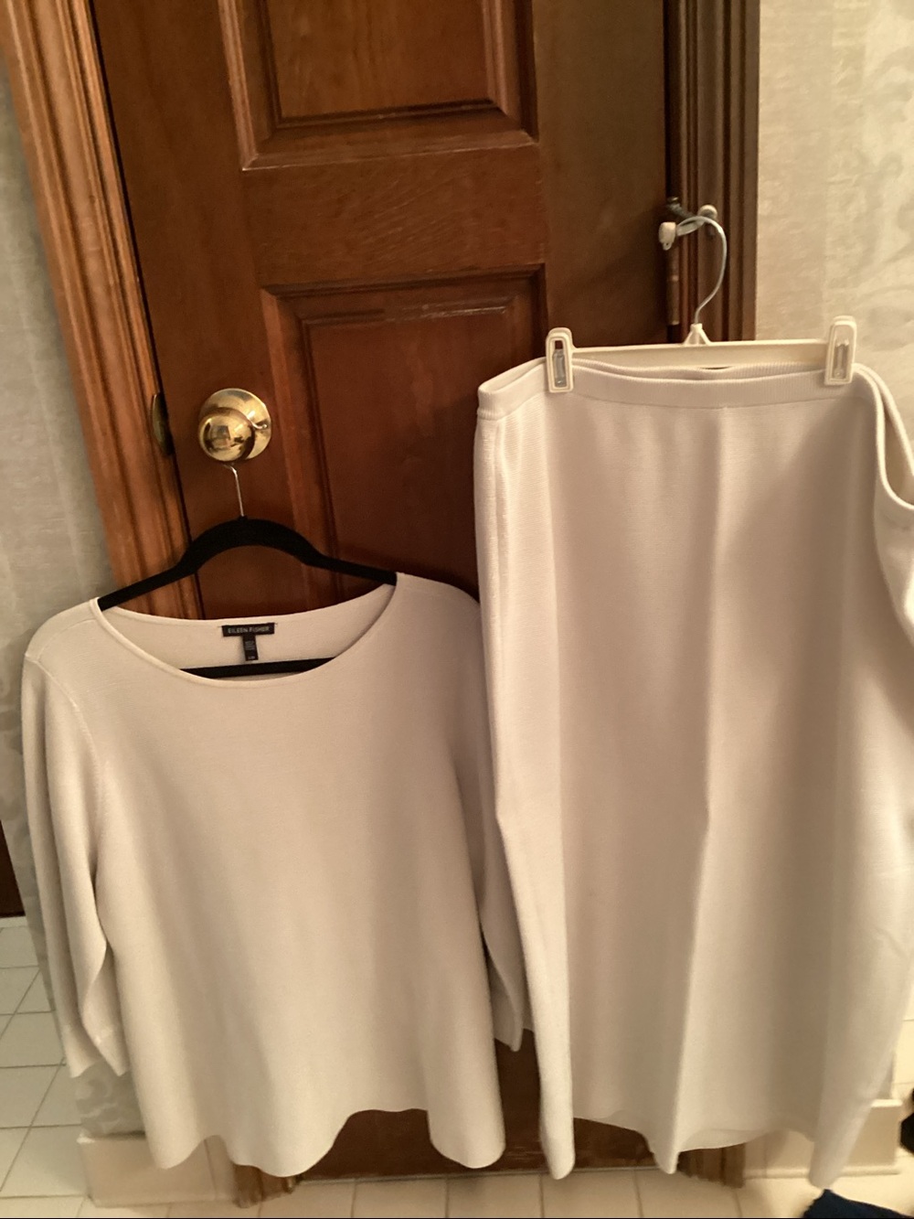 SET OF 2 Eileen Fisher Scoop Neck Crewneck Sweater in Light Gray